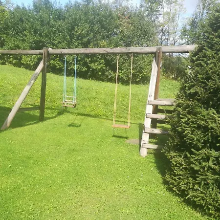 Nyaraló Ivanka Németlipcse